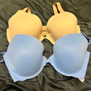 Victoria's Secret Blue and tan Bras